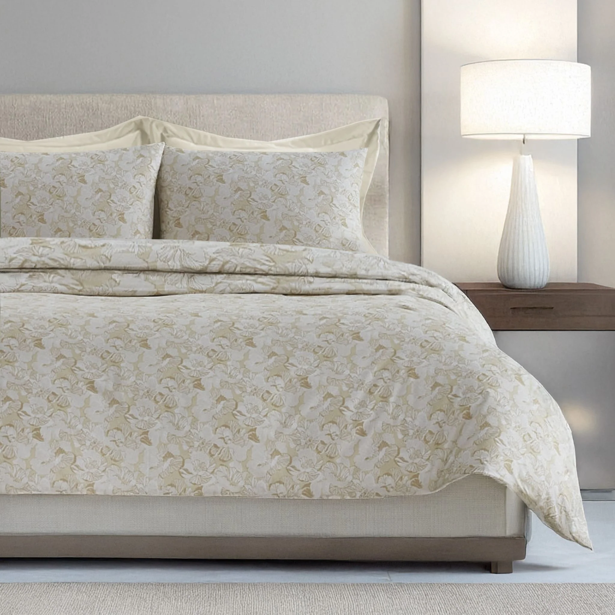 300 Thread Count Victoria Bedding Set - Sand - Image 3