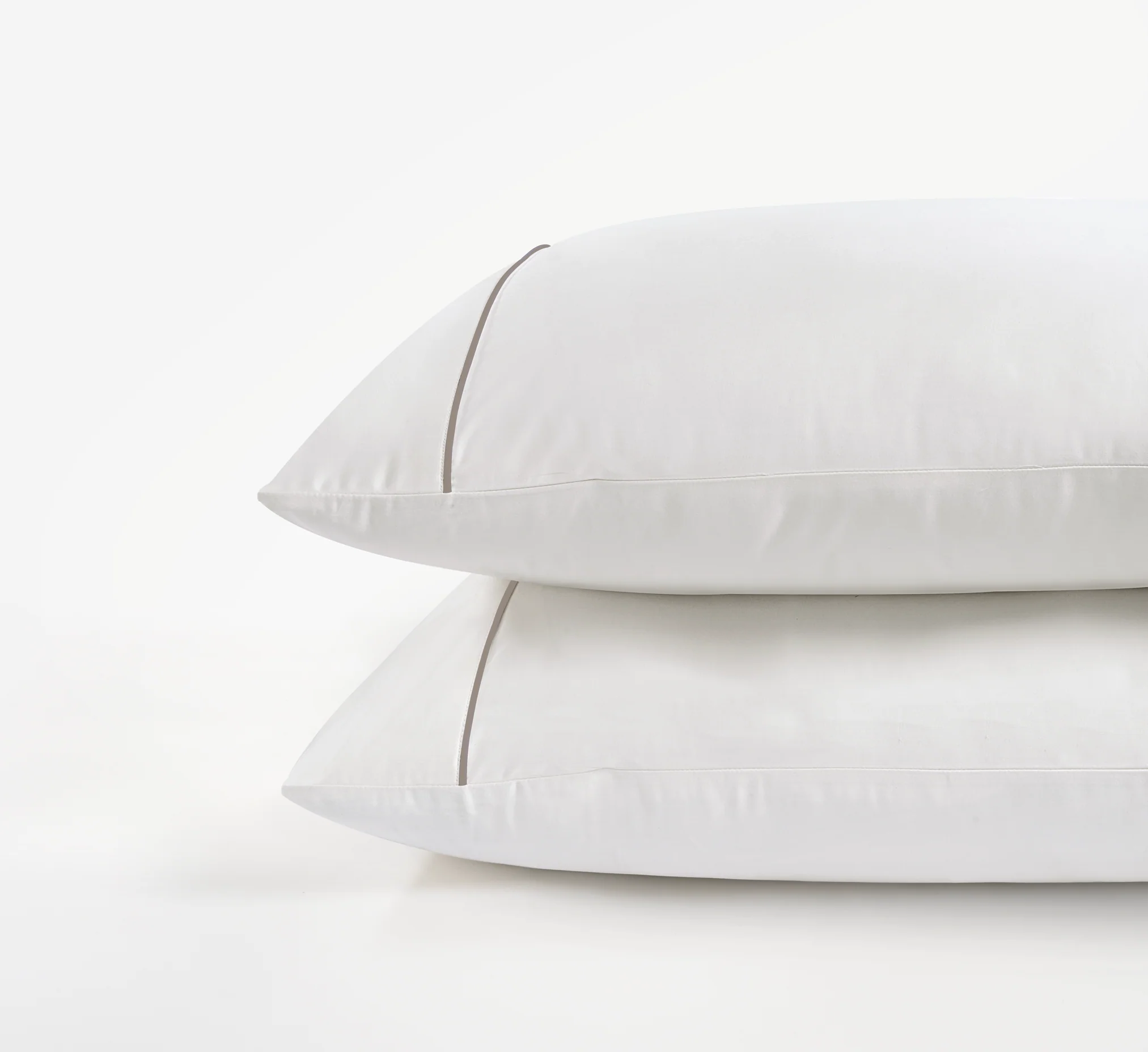 800 Thread Count Egyptian Cotton Duke of Bliss LUXE Bedding Set - Brilliant White with Simply Taupe Accent - Image 5
