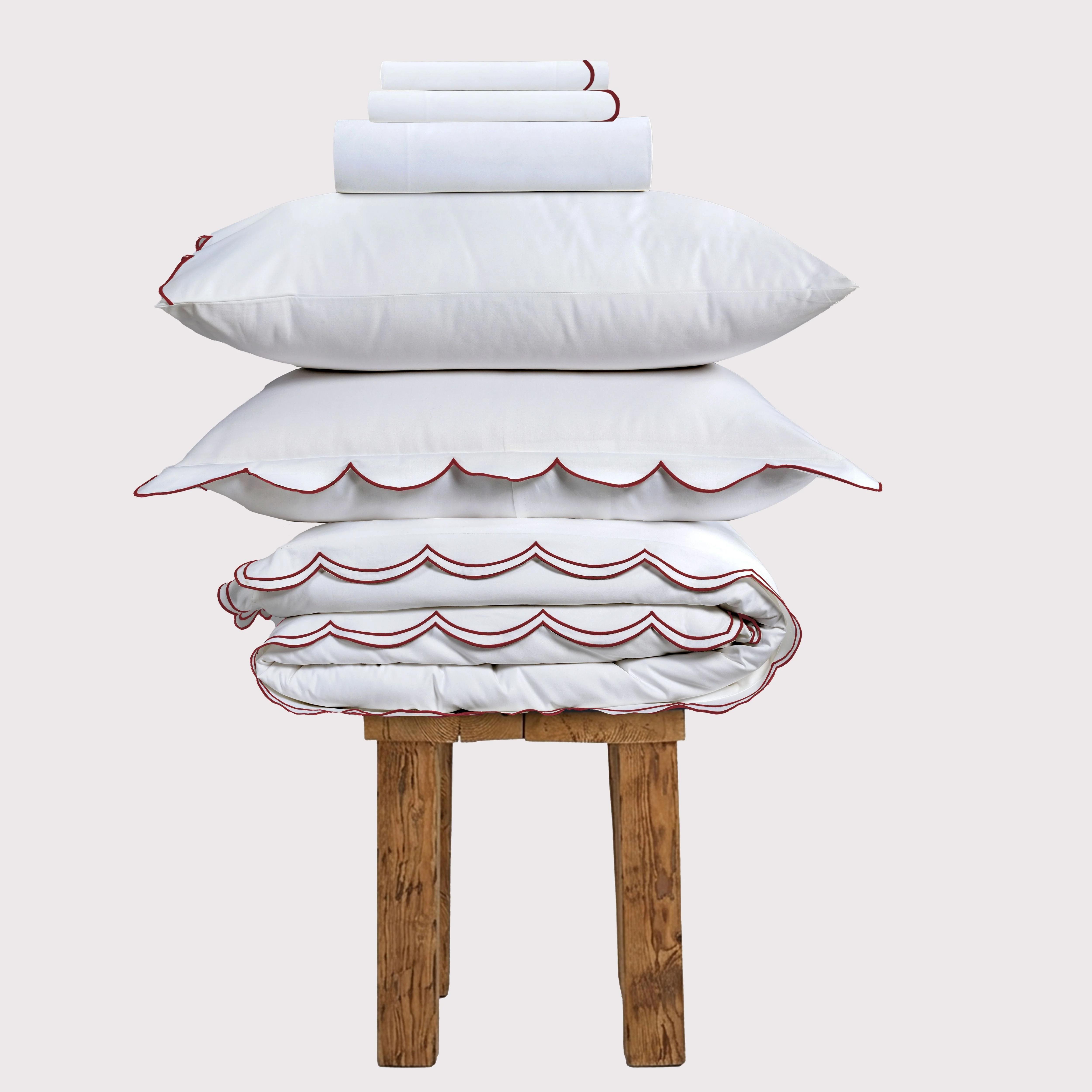 800 Thread Count Egyptian Cotton Sophie Bedding Set - Brilliant White and Dark Burgundy