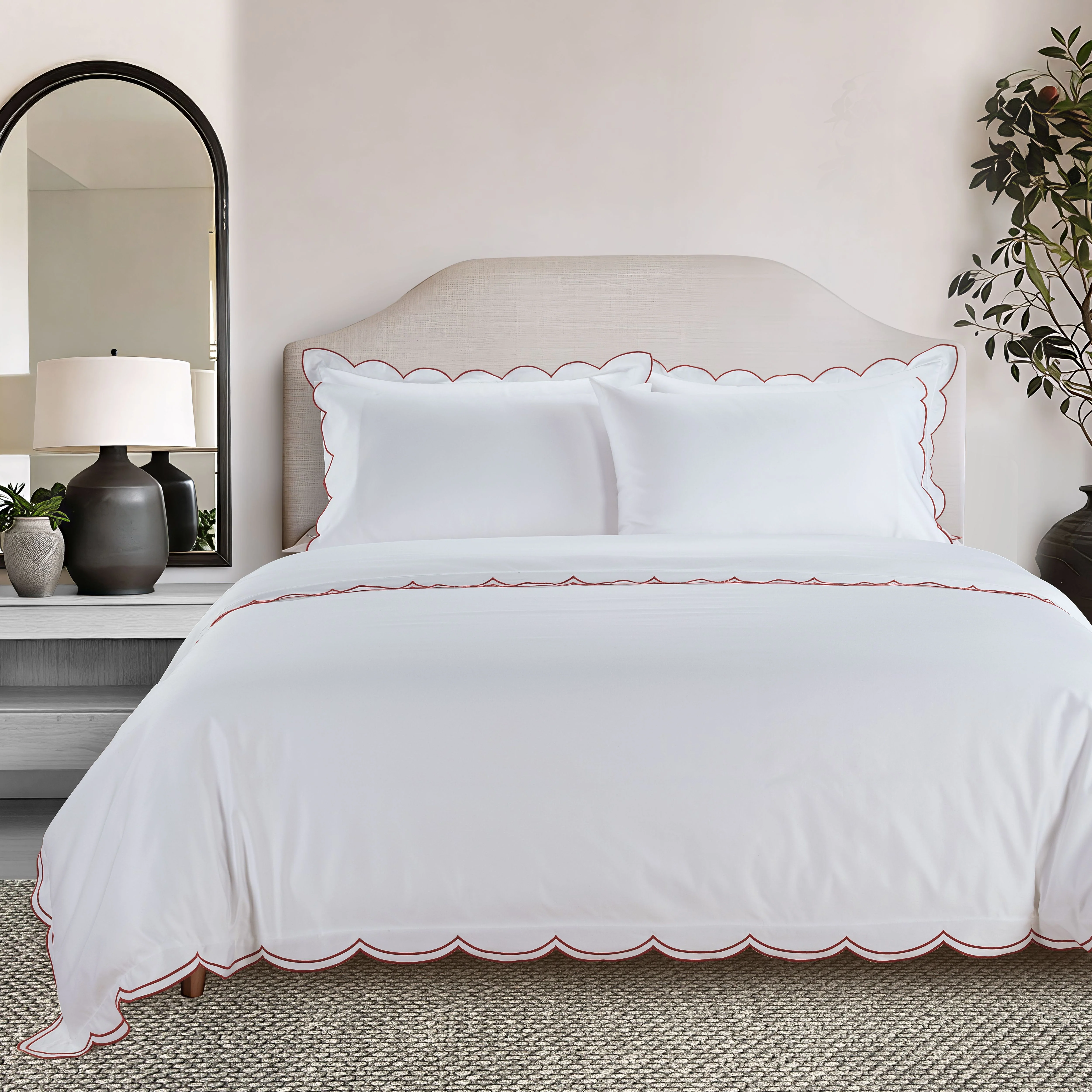 800 Thread Count Egyptian Cotton Sophie Bedding Set - Brilliant White and Dark Burgundy - Image 2