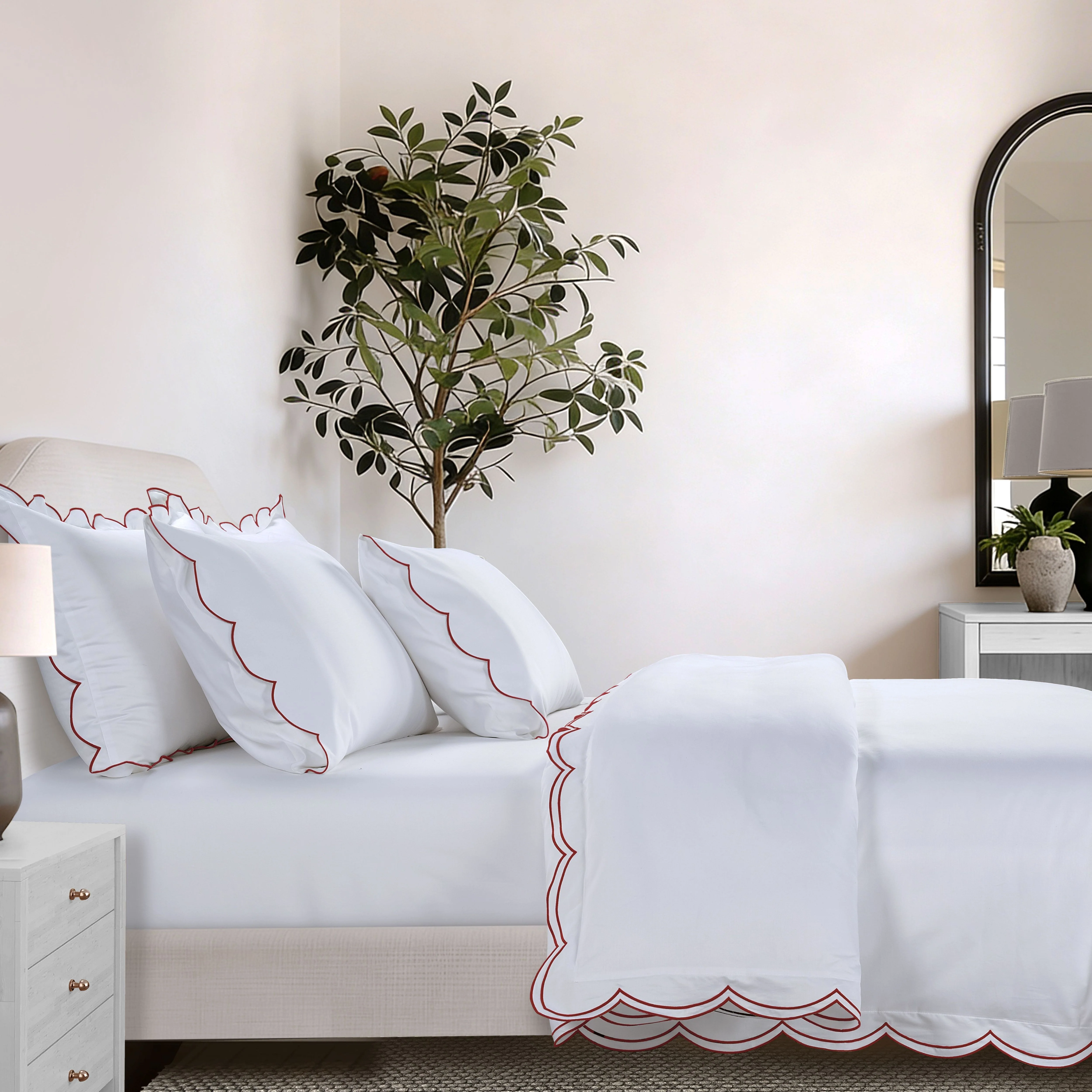 800 Thread Count Egyptian Cotton Sophie Bedding Set - Brilliant White and Dark Burgundy - Image 4