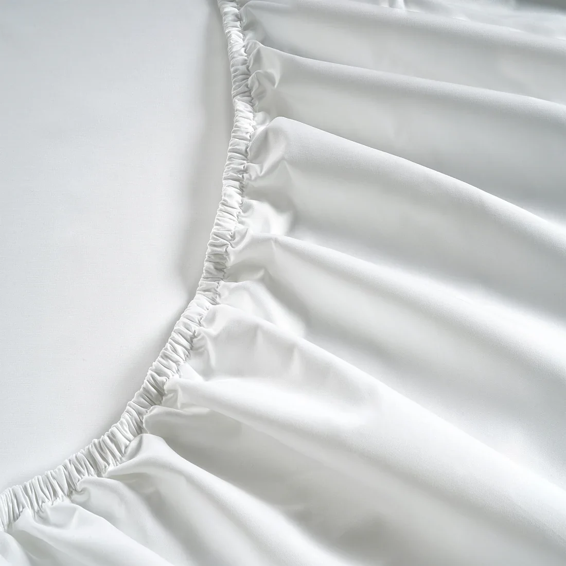 300 Thread Count Celeste with White Bedding Set - Image 4