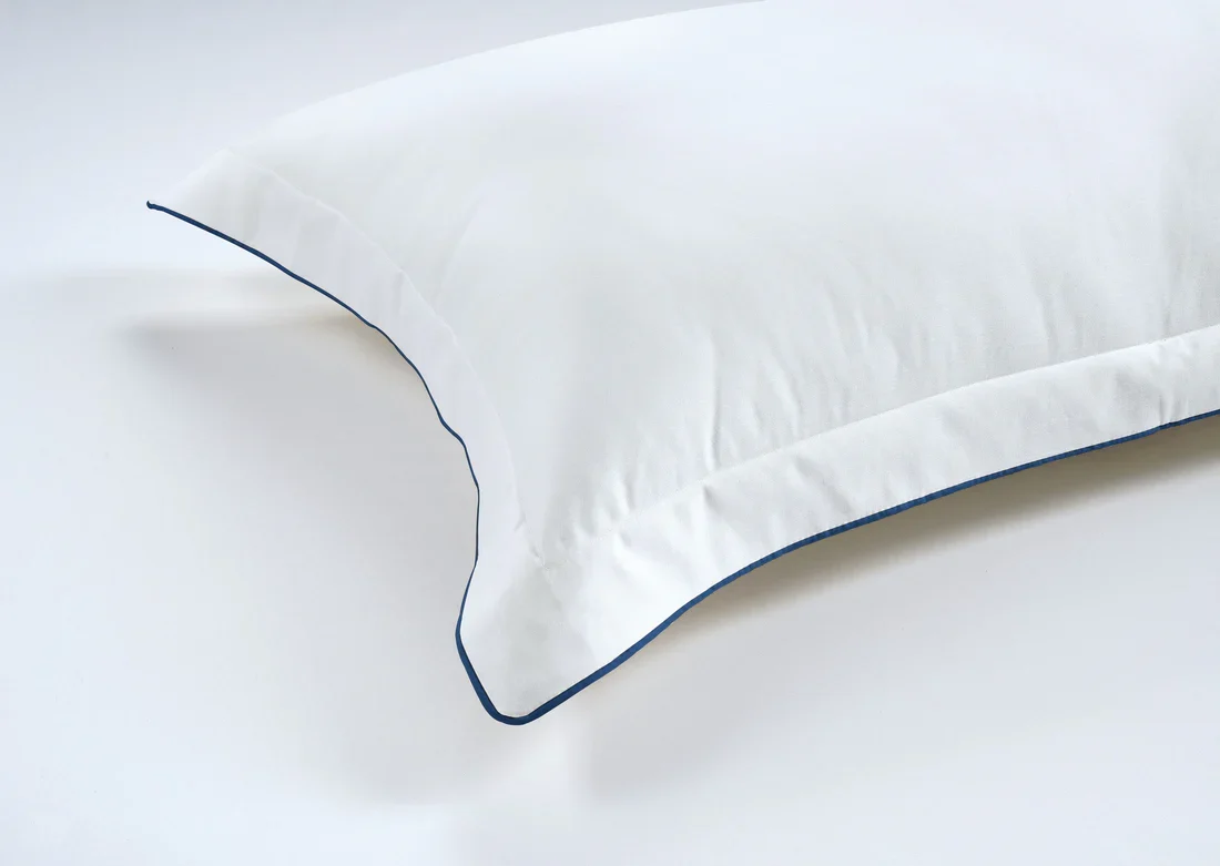 800 Thread Count Egyptian Cotton Duke of Bliss LUXE White Bedding Set - Navy Peony Accent - Image 6
