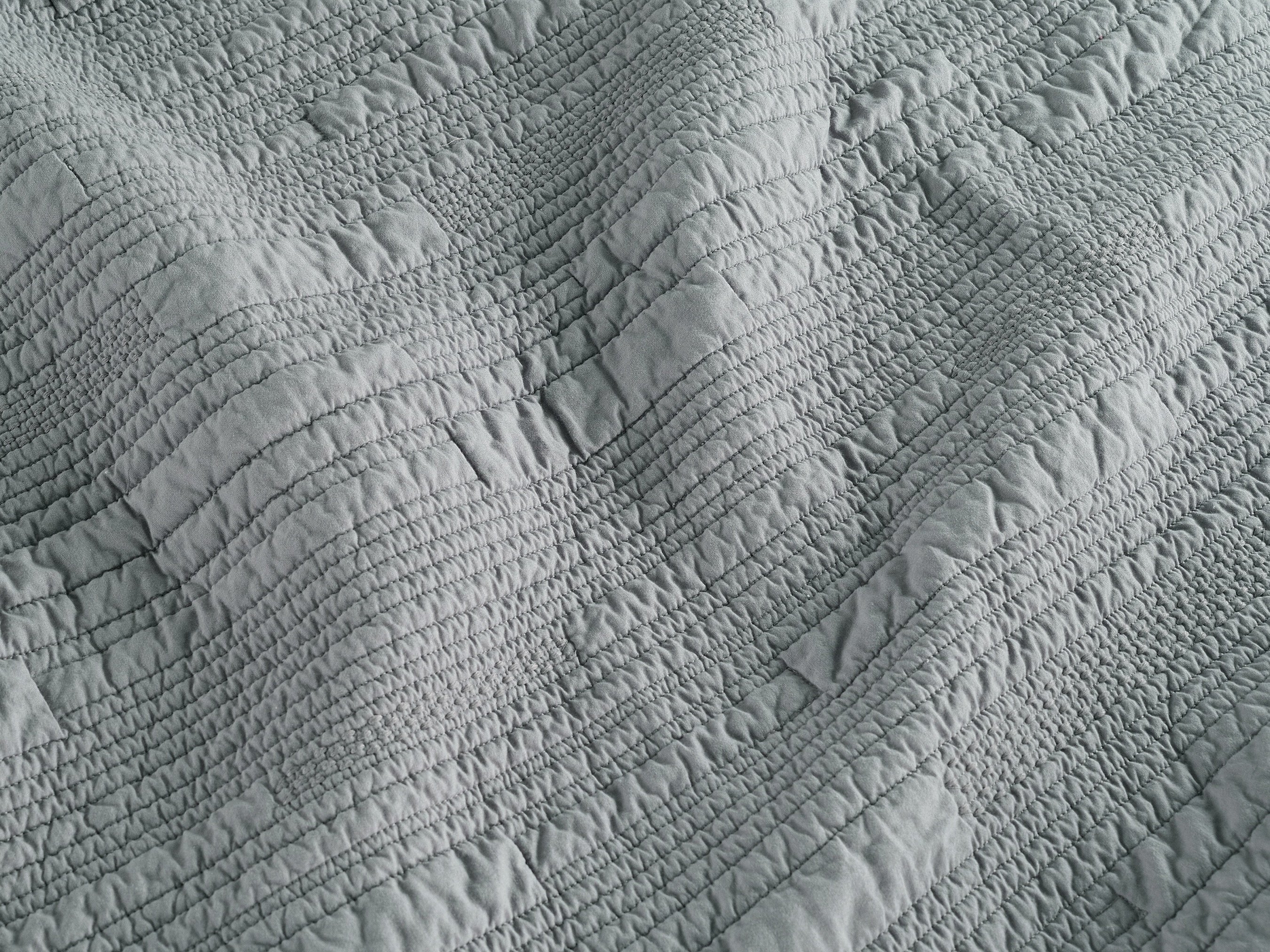 Emerson Quilt Set - Grey - Image 7