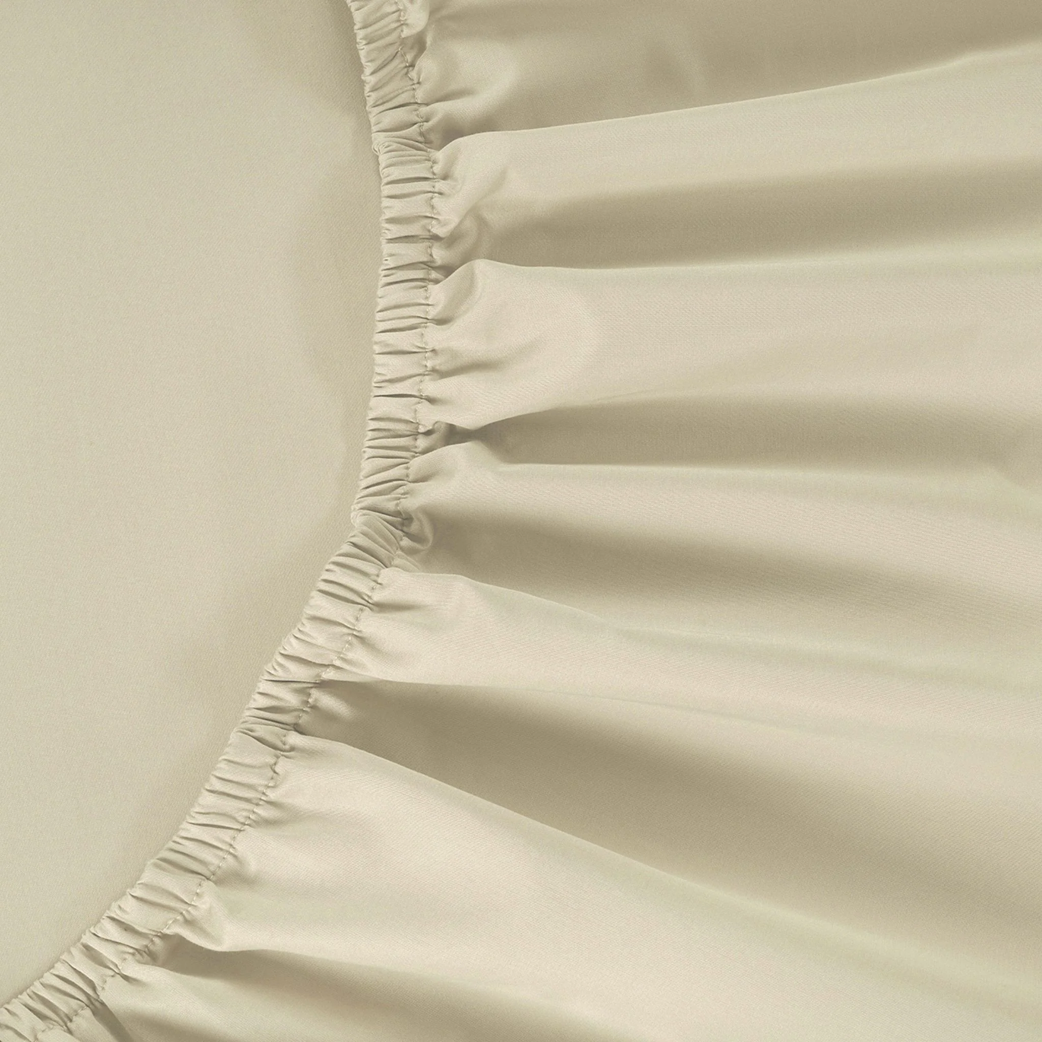 UPS 800 Thread Count Egyptian Cotton Grand Splendour Lux Buttery Smooth Lux Fitted Sheet - Pearl